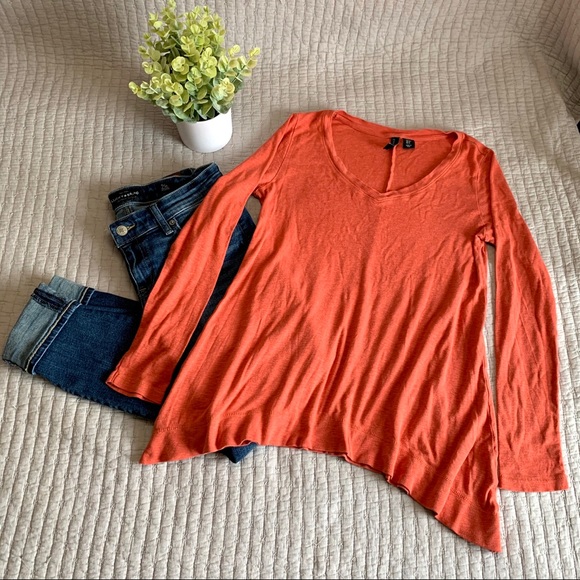 Cynthia Rowley Tops - Cynthia Rowley • Long Sleeve Round Hem Top